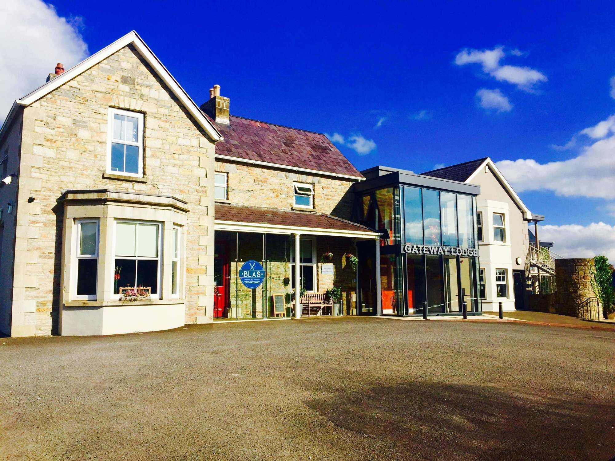 The Gateway Lodge Donegal Town Exterior photo